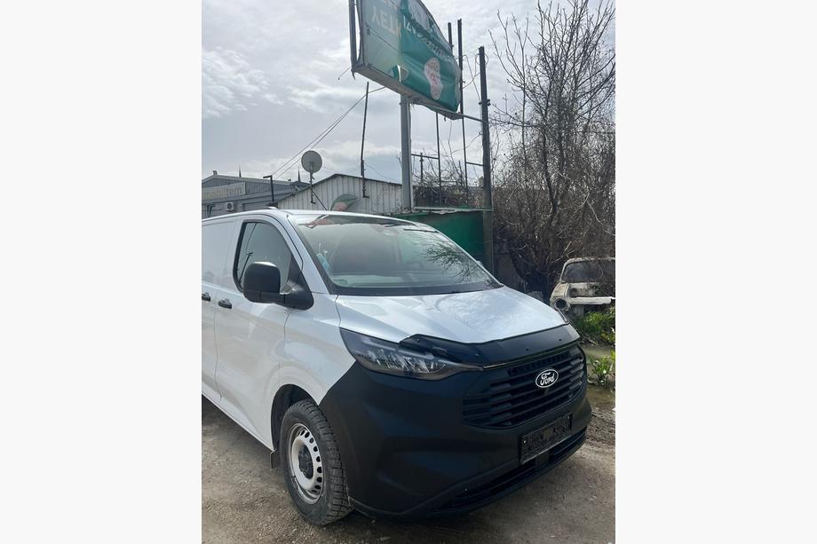 Ford Custom 2023- Hood Deflector EuroCap Image