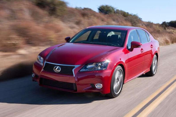 How to protect a car from chips on the highway Photo 1