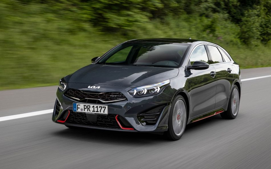 Review of the updated «charged» station wagon KIA ProCeed GT