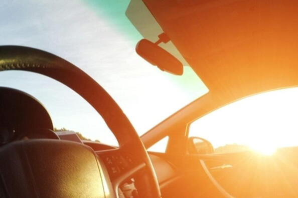 How to cool the interior of a car in the heat?