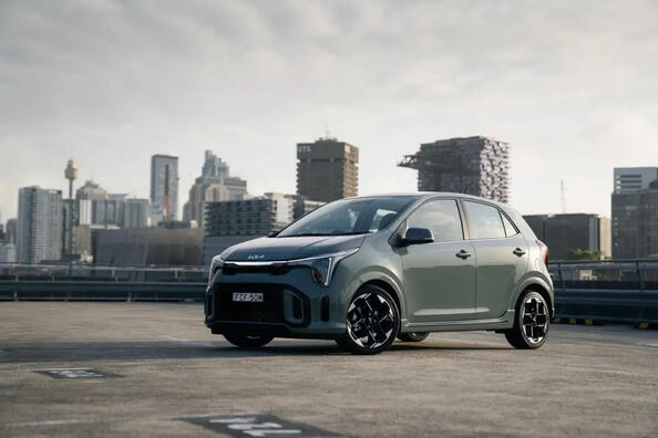 KIA Picanto: review of the updated urban hatchback