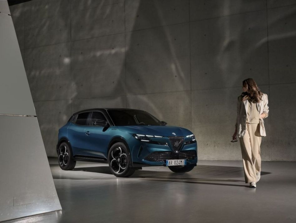 Alfa Romeo Junior 2024 crossover review