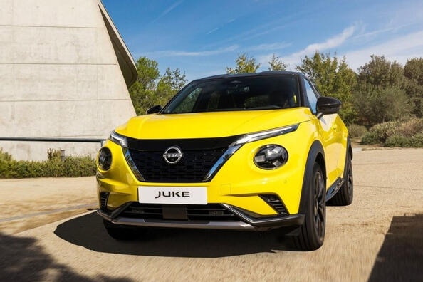 Nissan Juke 2024: review of a stylish compact crossover Photo 2