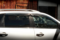 Kia Sorento II XM 2009-2014 Window deflectors with chrome trim (4 pcs, Niken) photo 3
