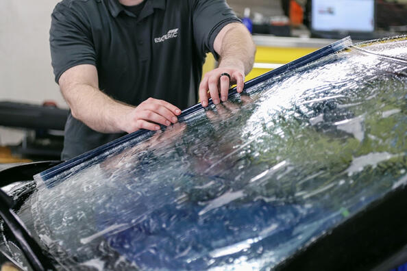 Armor film on the windshield: protection or unnecessary costs?