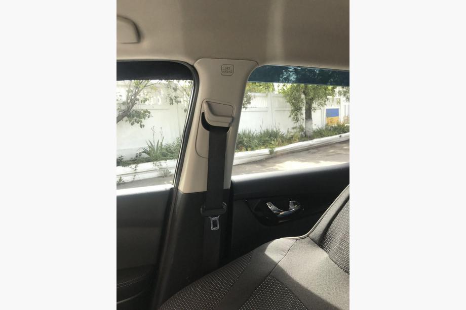 Nissan Qashqai 2014-2021 Discount Chrome Window Deflectors (4 pcs, Sunplex Chrome) Image