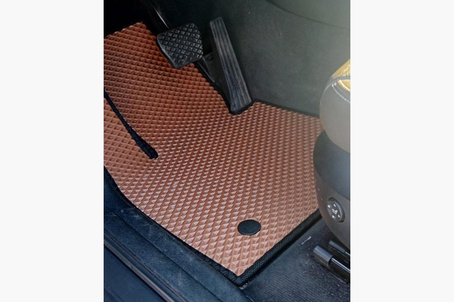 BMW X4 F26 2014-2018 EVA Floor Mats (Brown) Image