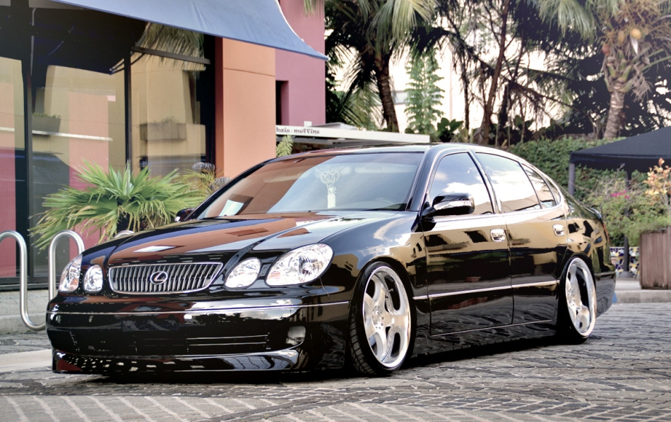 Does lower mean better? The benefits and harms of understating a car