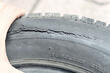 Tire cracks: to sound the alarm or not? photo 1