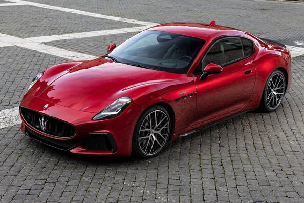 Review of luxury coupe II generation Maserati GranTurismo