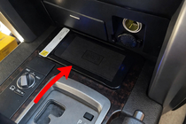 Toyota Land Cruiser 200 2007-2021 Wireless Phone Charging Kit (2007-2015) photo 2