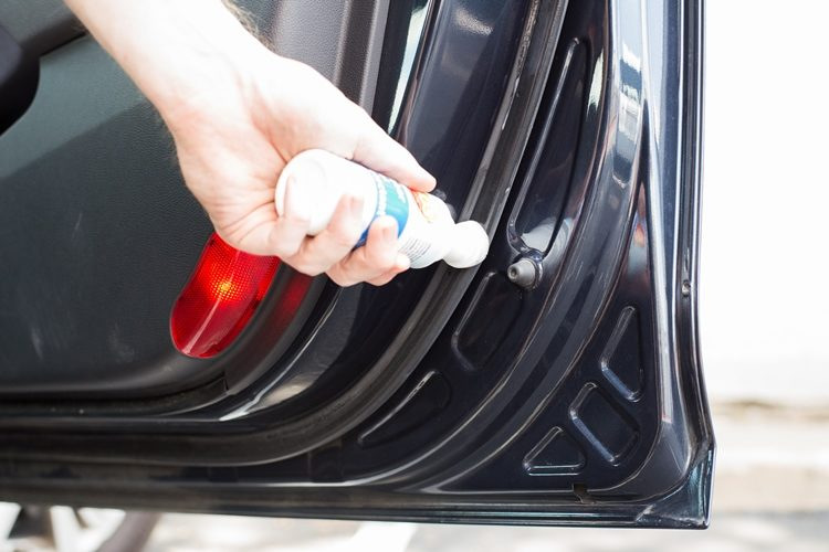 Caring for rubber seals: we maintain tightness and silence in the cabin