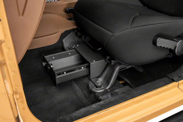 Do not leave valuables unprotected! We choose a reliable safe for the car