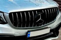 Mercedes GLE coupe C292 2015-2019 Front emblem under glass, black trim a0008880111 photo 2