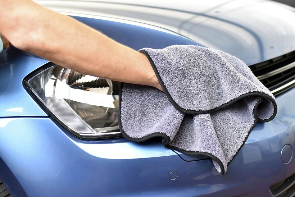 How many times can you polish car headlights?