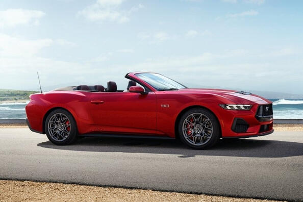 2023 Ford Mustang Convertible Review