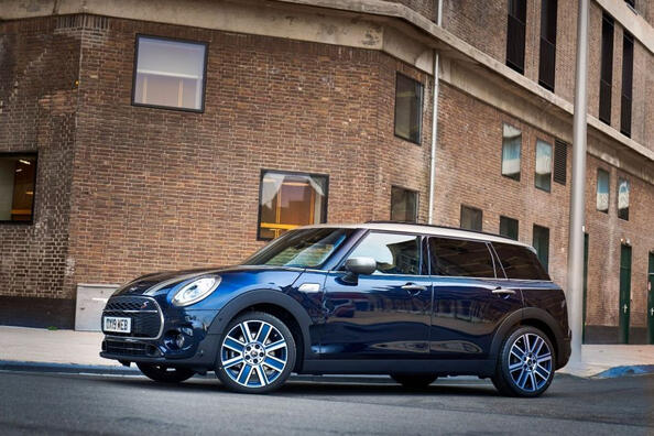 Review of the updated MINI Clubman: more style and comfort