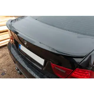 M4-Style Spoiler (for E90, primed for painting)