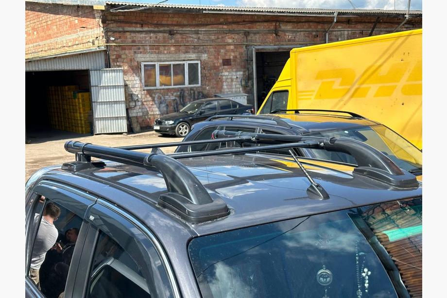 Toyota Hilux 2015- Shark Roof Rails with Crossbar Grey Color Image