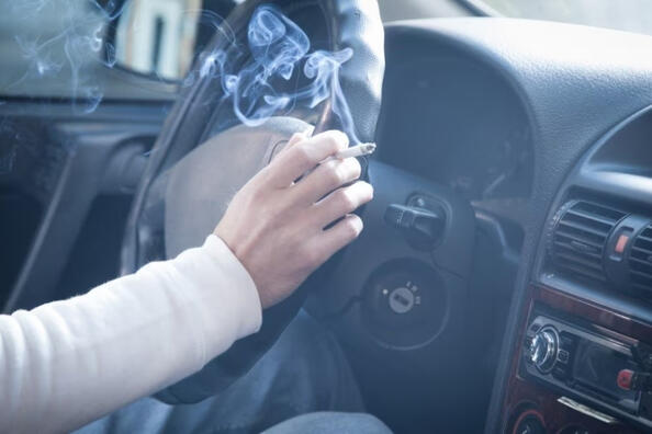 How to get rid of the smell of cigarettes in a car