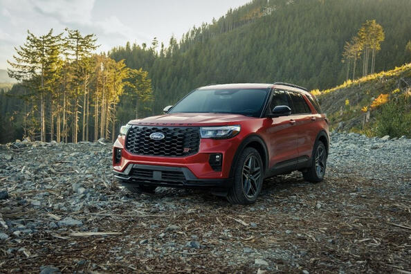 Review of the updated American SUV Ford Explorer 2024