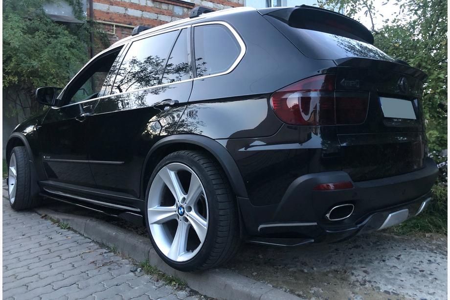 Universal Side Skirt Extensions DPT Black (ABS) (2pcs) (Gloss Black) Photo 4