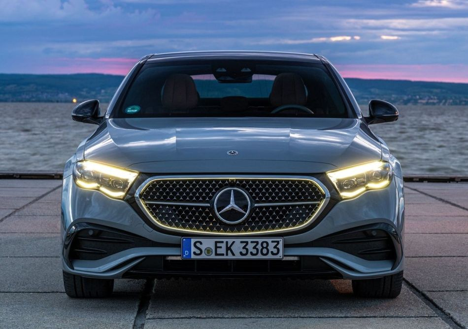 2023 Mercedes-Benz E-Class Review: A New Dimension of Luxury
