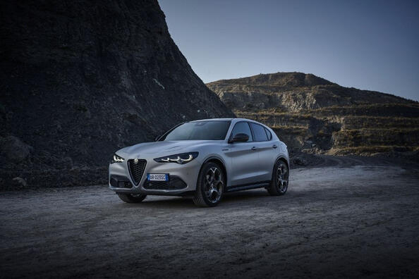 Review of the updated Italian crossover Alfa Romeo Stelvio