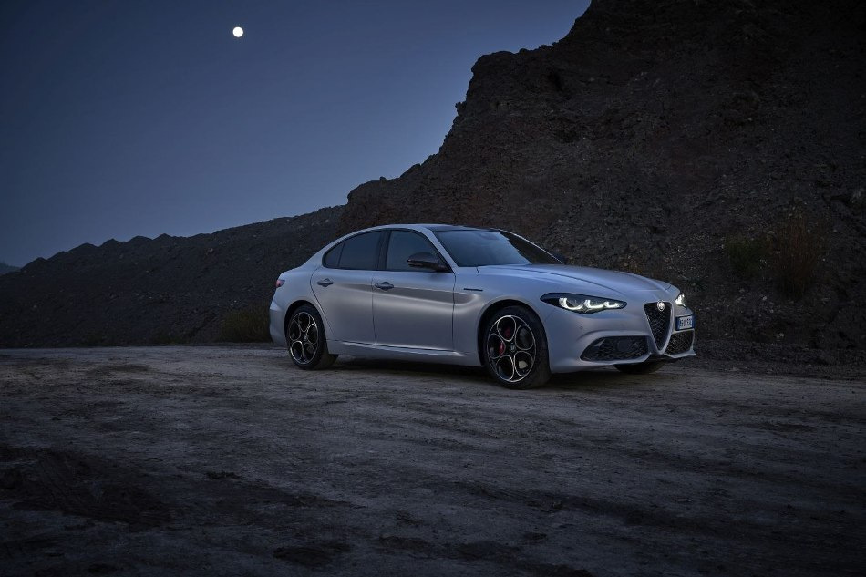 Alfa Romeo Giulia 2022: updated Italian sedan