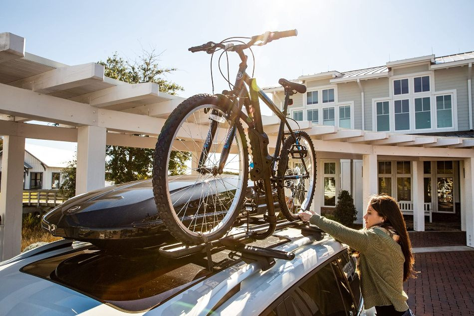 Choosing a reliable car roof rack: practical tips