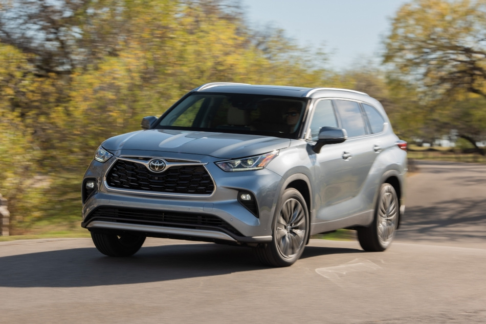 Toyota Highlander IV generation review: a reliable family crossover