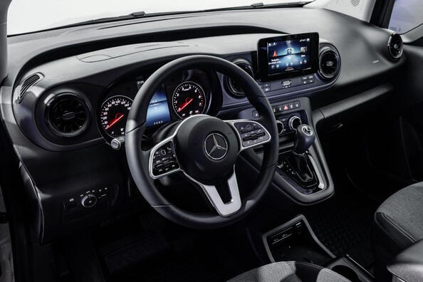 Mercedes-Benz Citan Combi: practical and comfortable compact van Photo 5