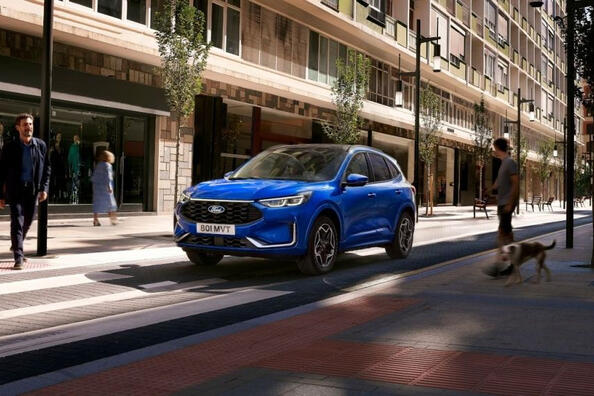 Ford Kuga 2024: an updated crossover with new features