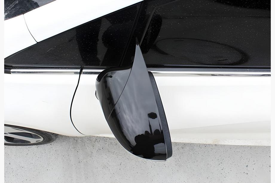Kia Rio 2012-2017 BMW-Style Mirror Covers (with Turn Signal, 2 pcs) Image