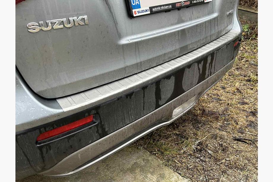 Suzuki Vitara 2015- Rear Bumper Protector Carmos Stainless Steel Image