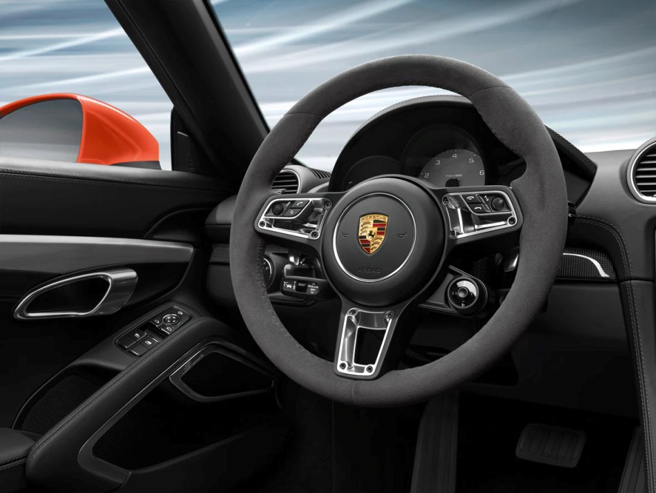 What material is better to choose for a car steering wheel strap?