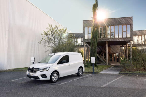 Review of the Renault Kangoo Van E-Tech electric van