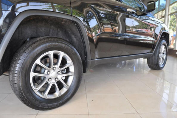Increased car clearance: pros and cons