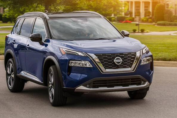 Crossover Nissan Rogue: review of the third generation