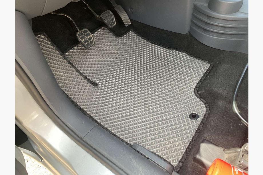 Mitsubishi Colt 2004-2012 EVA Floor Mats (Gray) Image