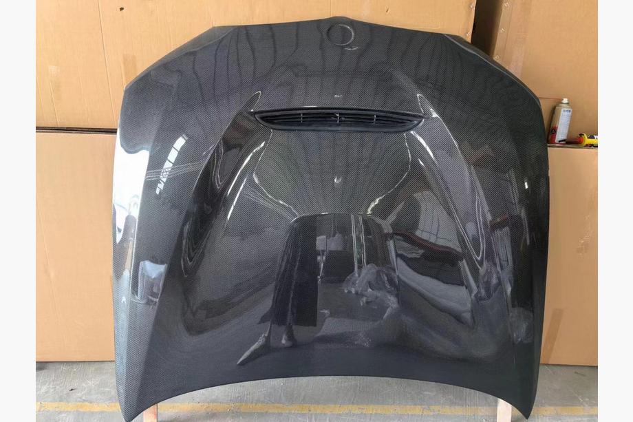 BMW 3 Series G20/G21 2018- Carbon Fiber Hood (V2) Image