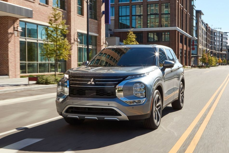 Mitsubishi Outlander IV generation review