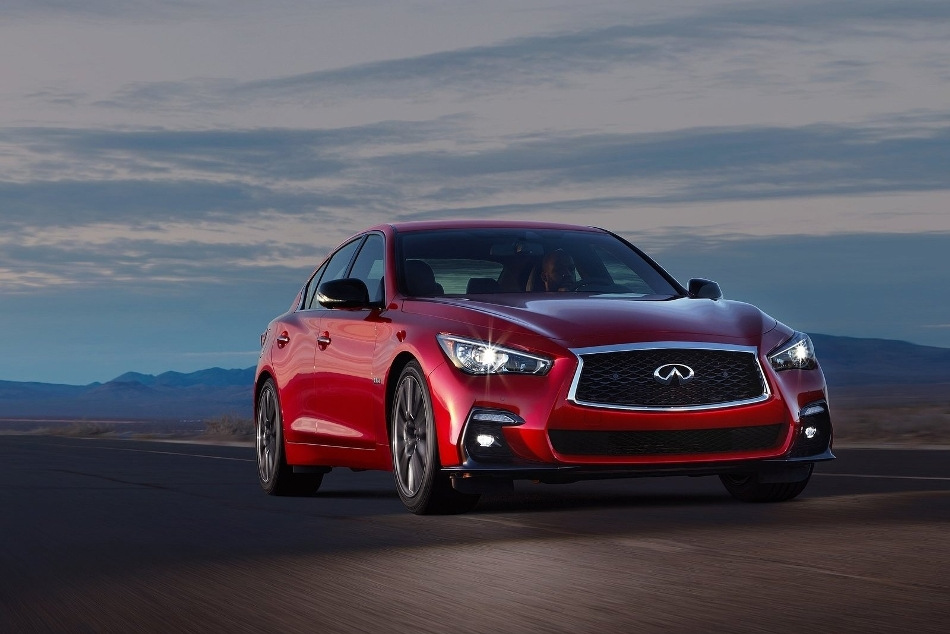 Infiniti Q50 premium sedan review
