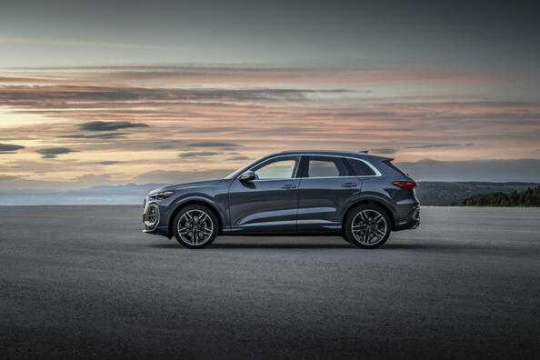 Review of the third-generation Audi Q5 of the 2025 model year Photo 3