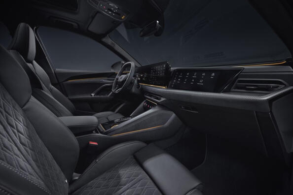 Review of the third-generation Audi Q5 of the 2025 model year Photo 6