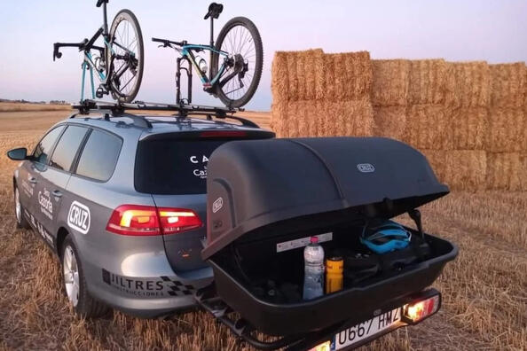 Towbar luggage box: advantages and features