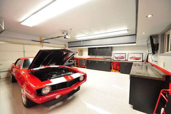 How to properly organize lighting in the garage?
