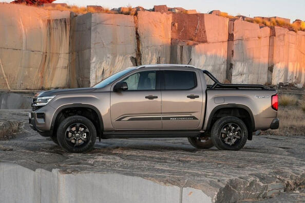 Volkswagen Amarok II review: a new level of comfort and performance Photo 4