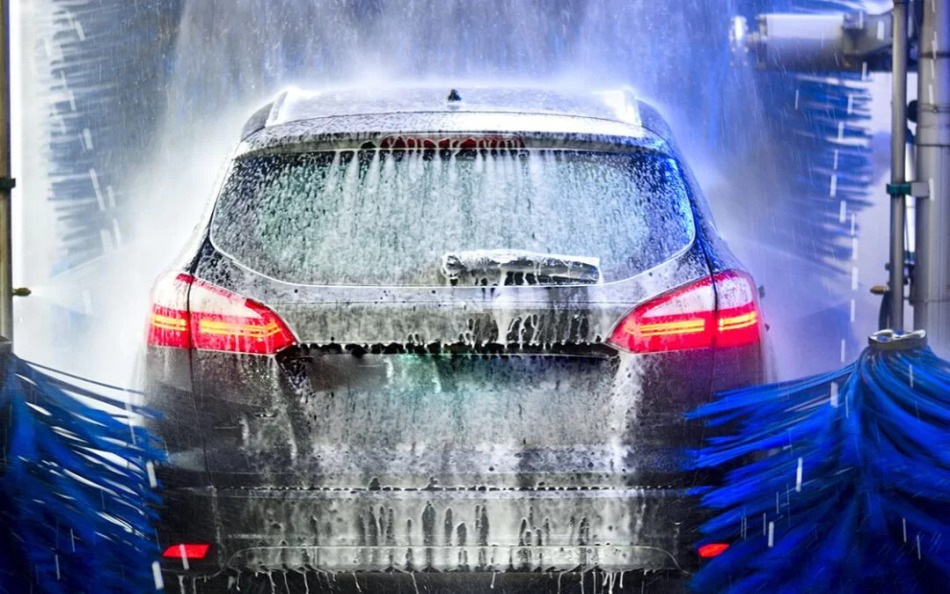 Pros and cons of automatic car washes