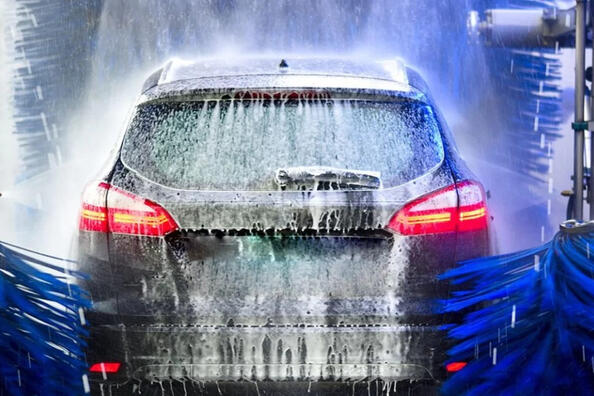 Pros and cons of automatic car washes